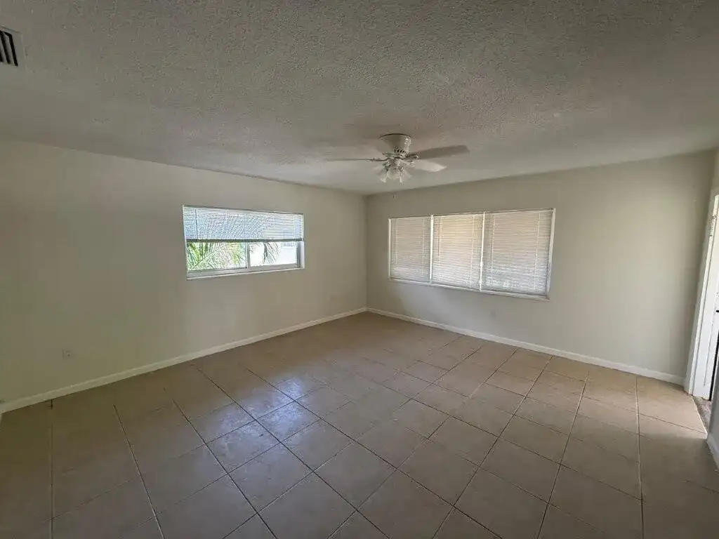 265 SW 7 Street # 4, Boca Raton FL 33432 photo 4