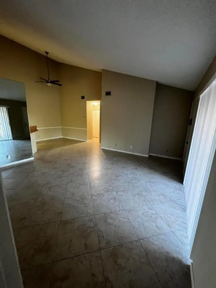 4215 S 57th Avenue, FL 33463 photo 2