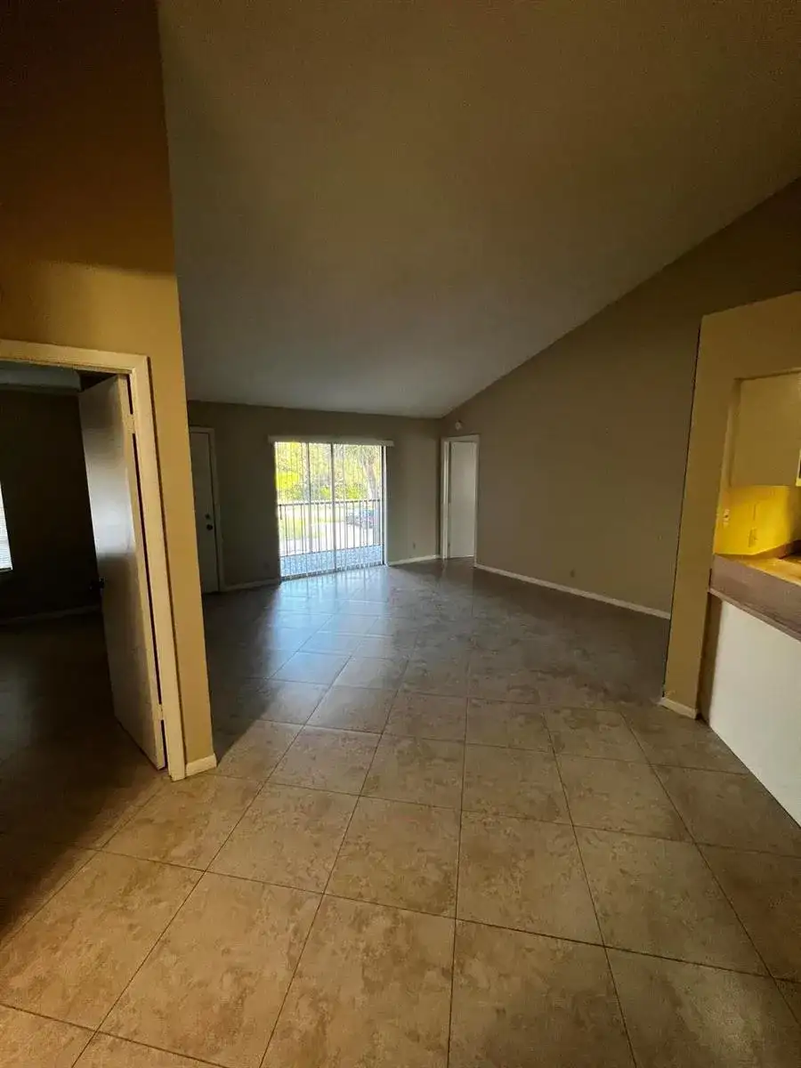 4215 S 57th Avenue, FL 33463 photo 3