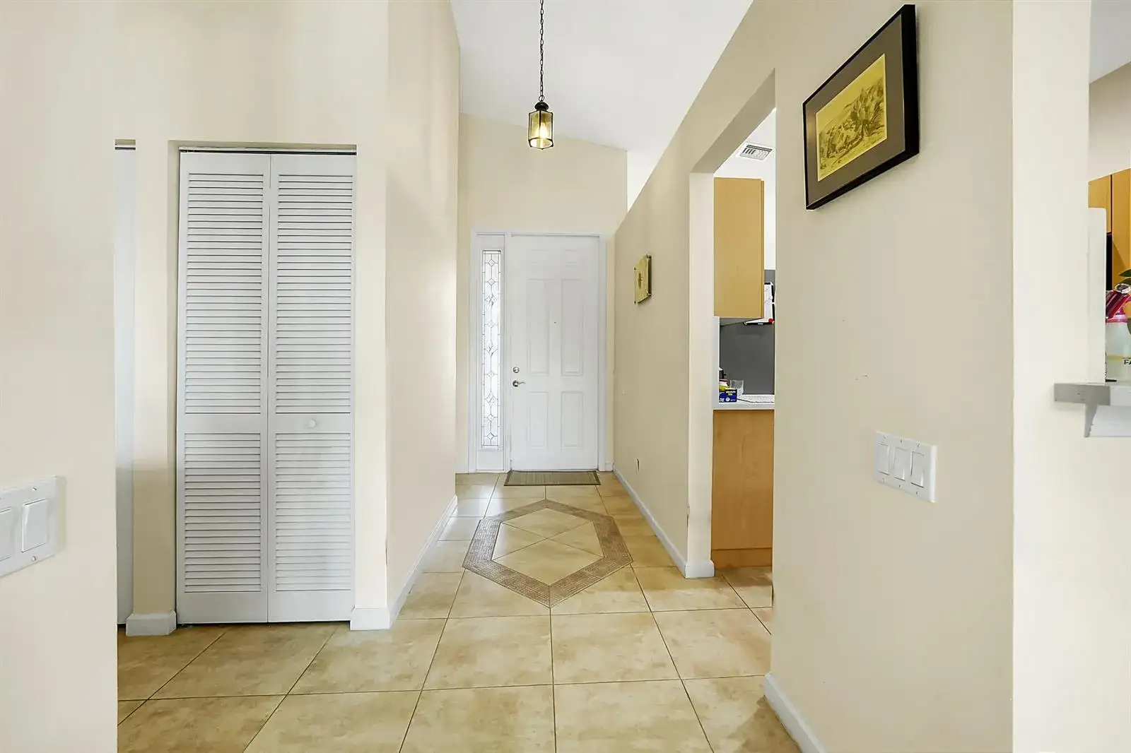 390 NW Breezy Point Loop, Port St. Lucie FL 34986 photo 3