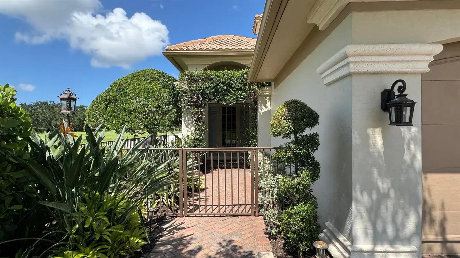 102 SE RIO PALERMO, Port St. Lucie FL 34984 photo 3