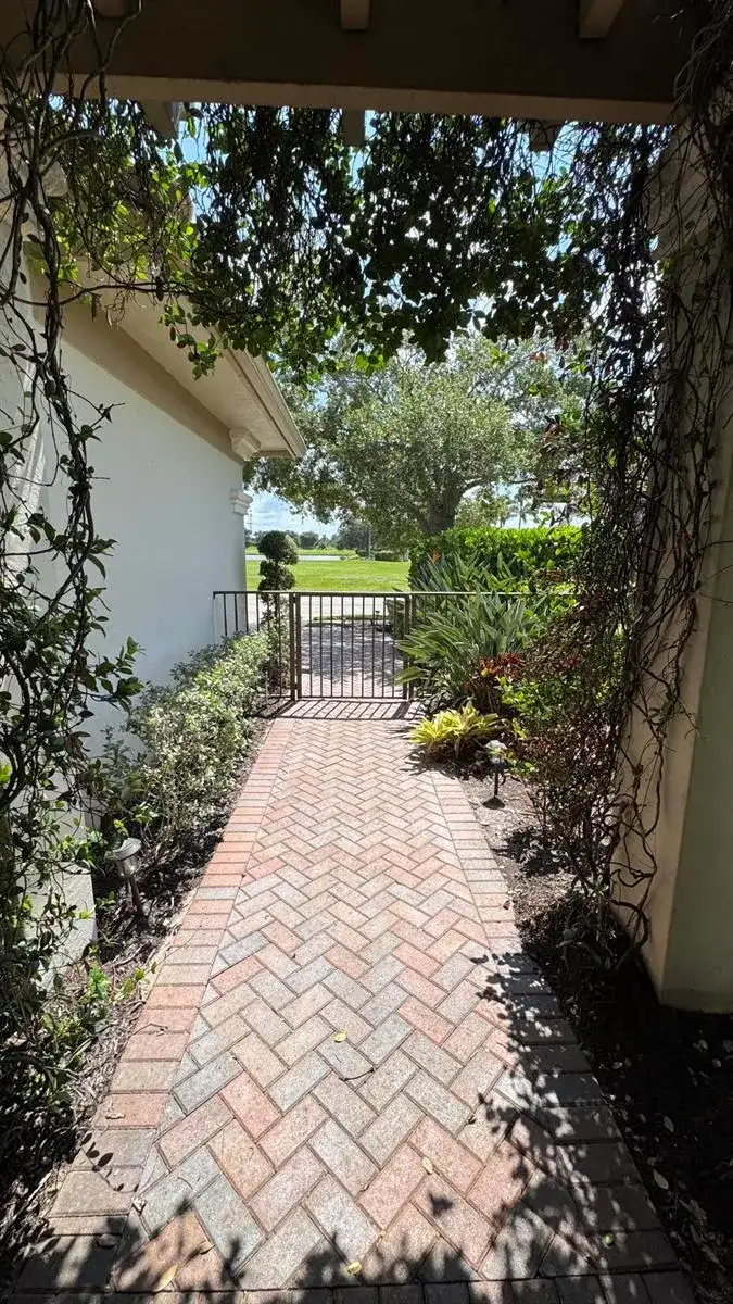 102 SE RIO PALERMO, Port St. Lucie FL 34984 photo 4
