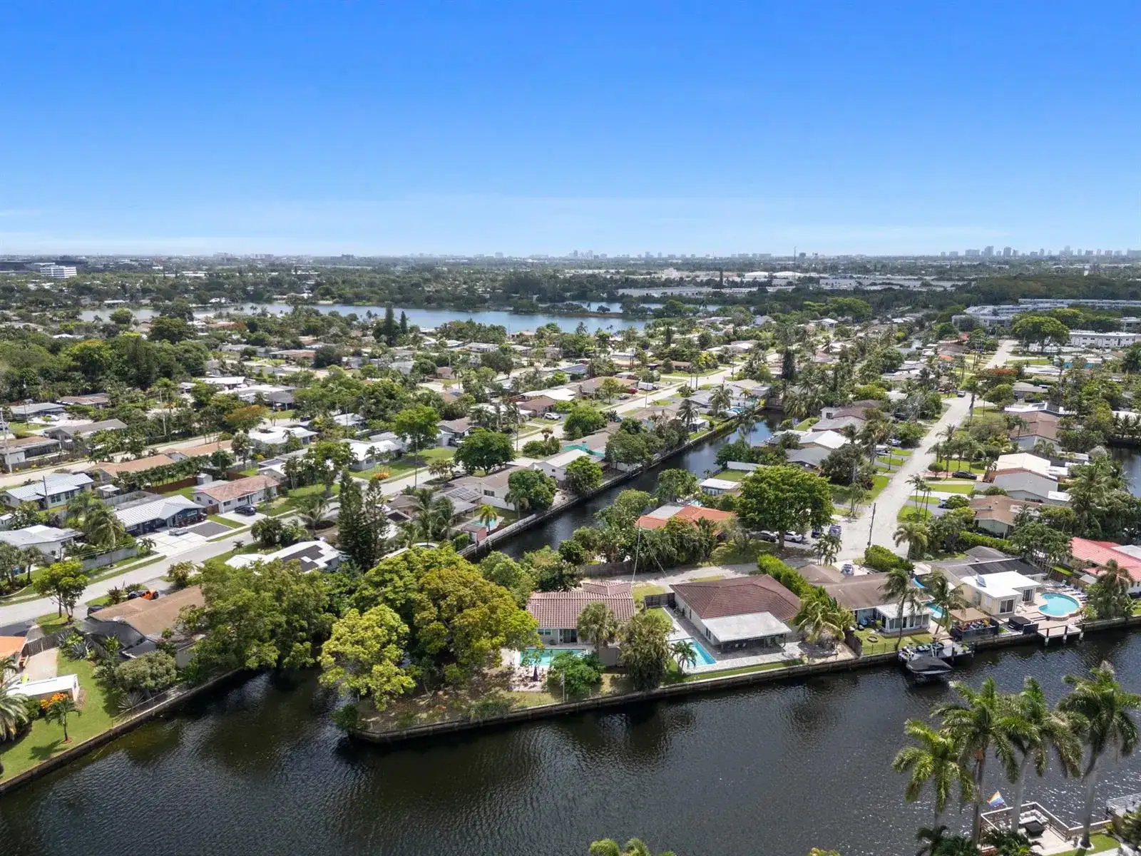 2060 NW 37th Street, Oakland Park FL 33309 photo 2