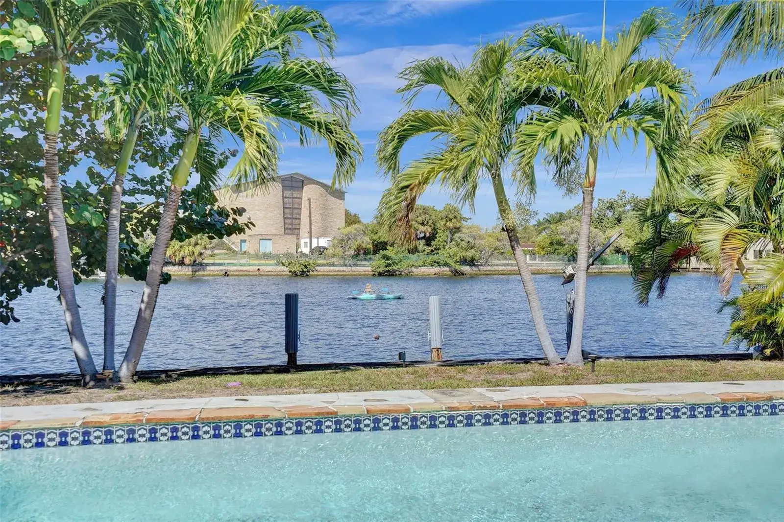 1325 MIDDLE RIVER Drive, Fort Lauderdale FL 33304 photo 3