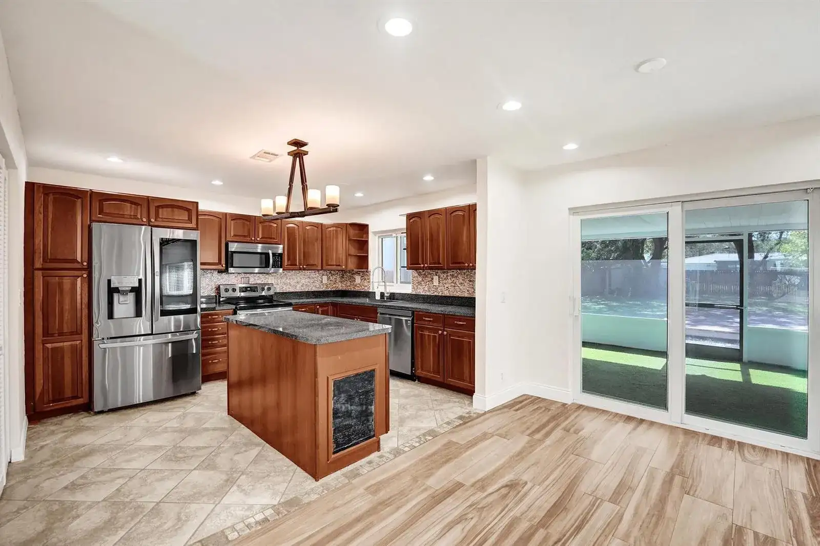 300 SW 19TH Avenue, Fort Lauderdale FL 33312 photo 3