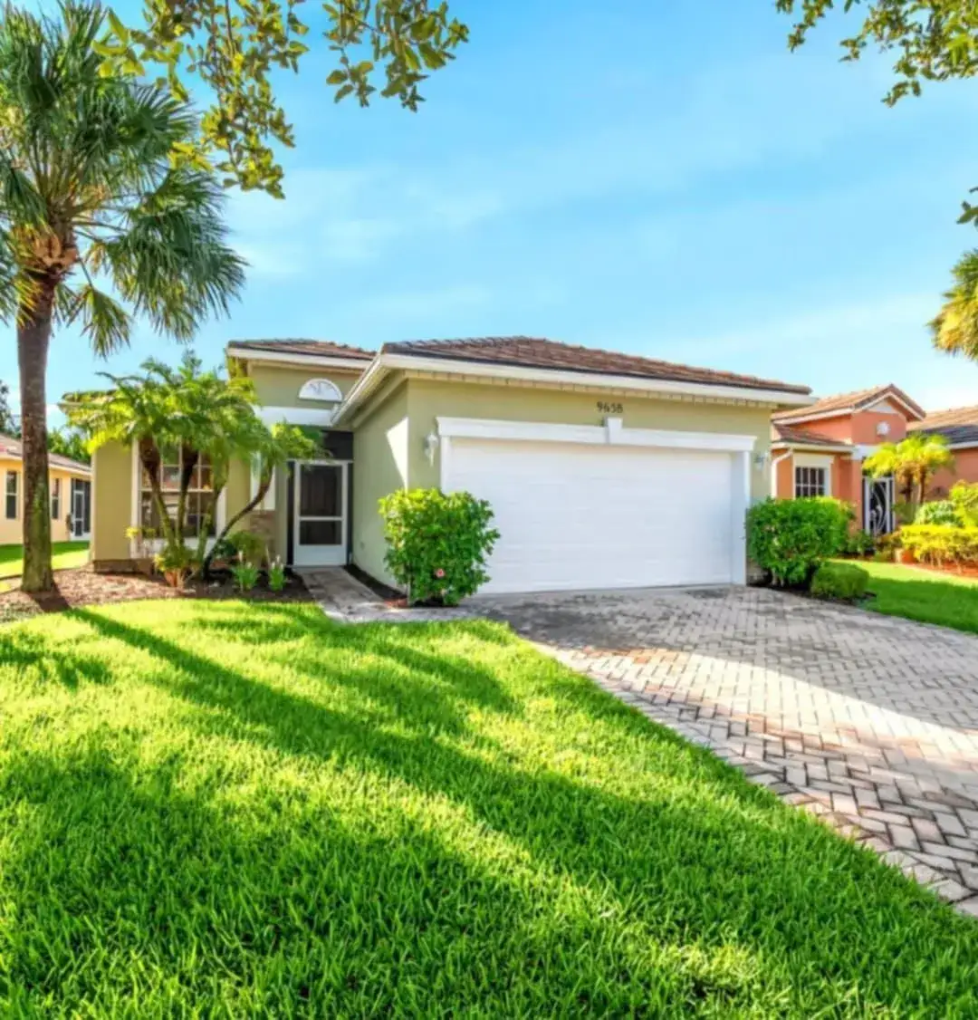 9658 SW Lindale Trace Boulevard, Port St. Lucie FL 34987