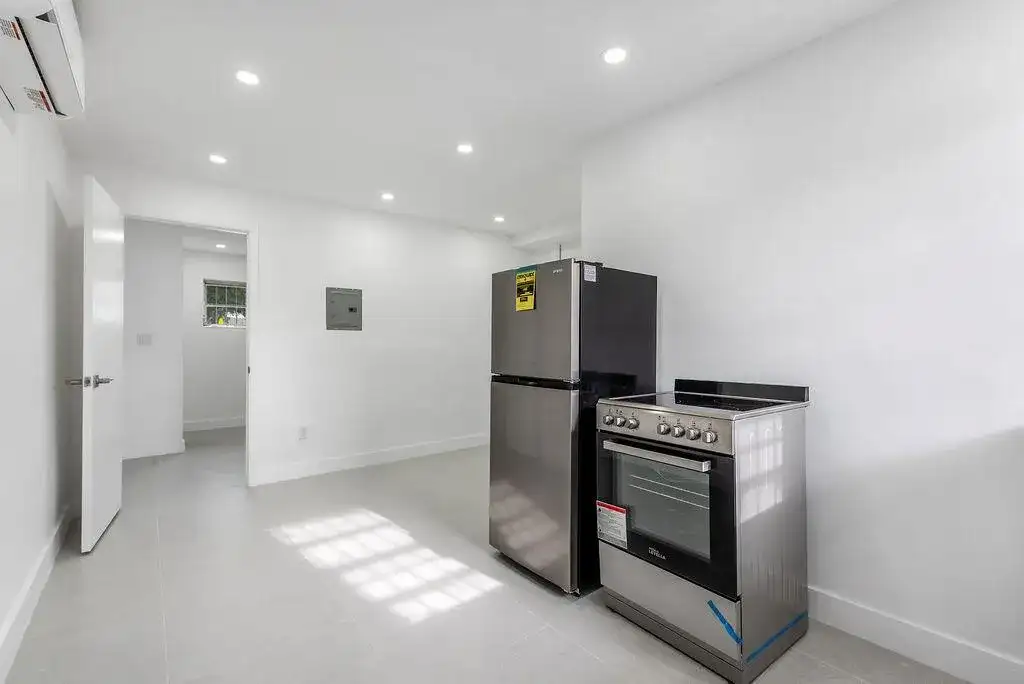 321 NW 21st Avenue # H, Miami FL 33125 photo 4