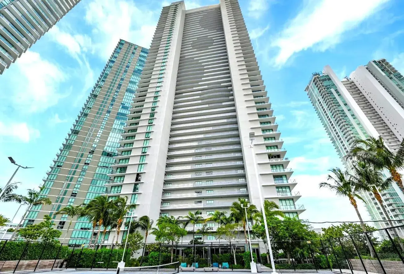 480 NE 31st Street # 906, Miami FL 33137
