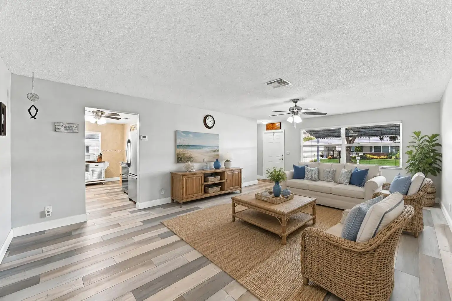 8960 NW 12TH Place, Plantation FL 33322 photo 2