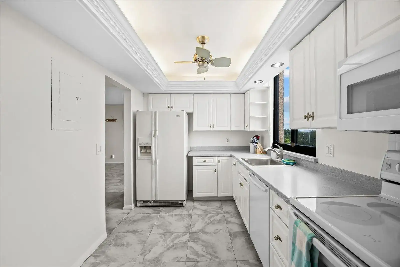 3452 NE Causeway Boulevard NE # 404, Jensen Beach FL 34957 photo 4