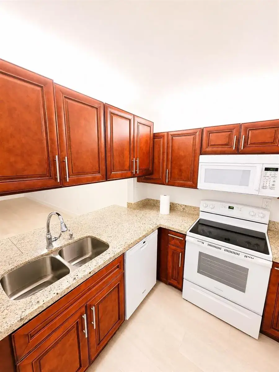 3399 Foxcroft Road # 206, Miramar FL 33025 photo 2