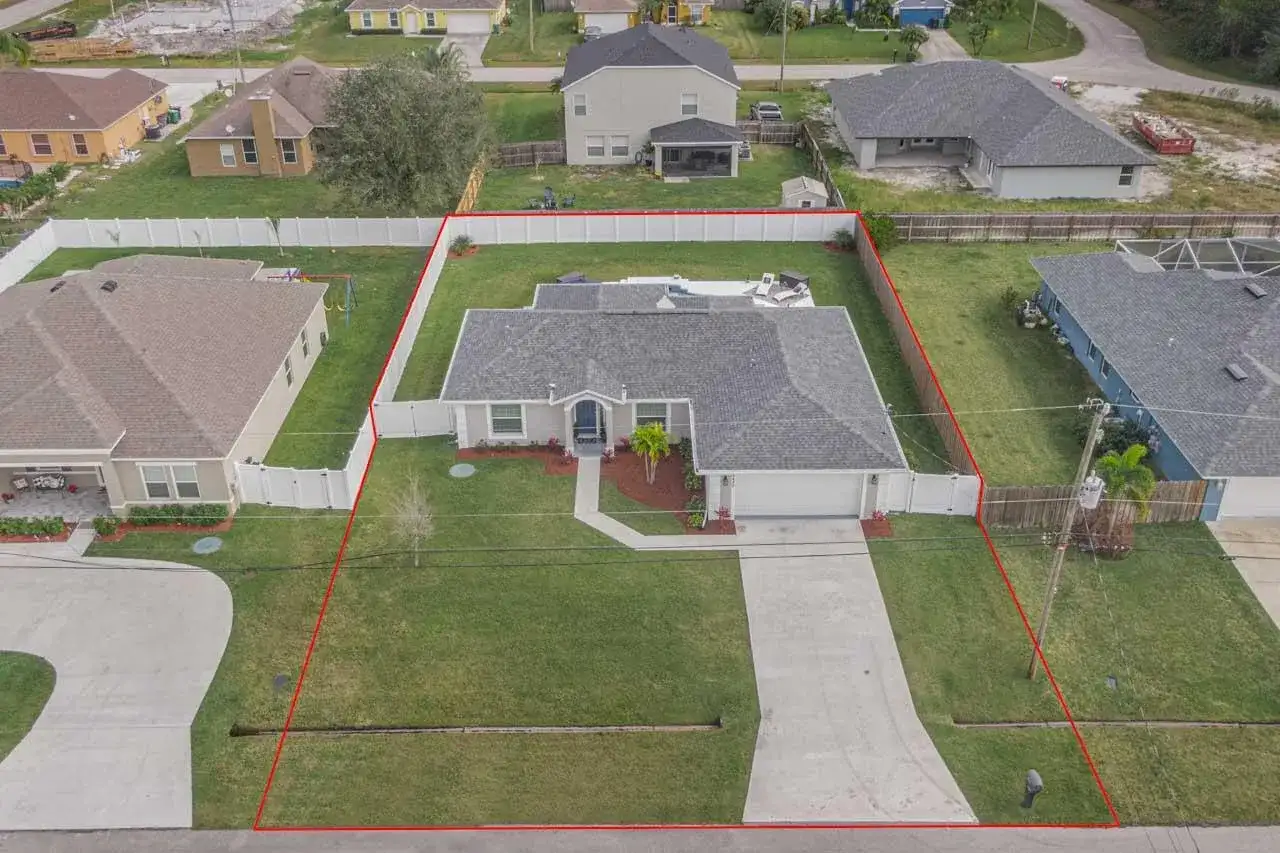 5435 NW Crista Street, Port St. Lucie FL 34986 photo 2