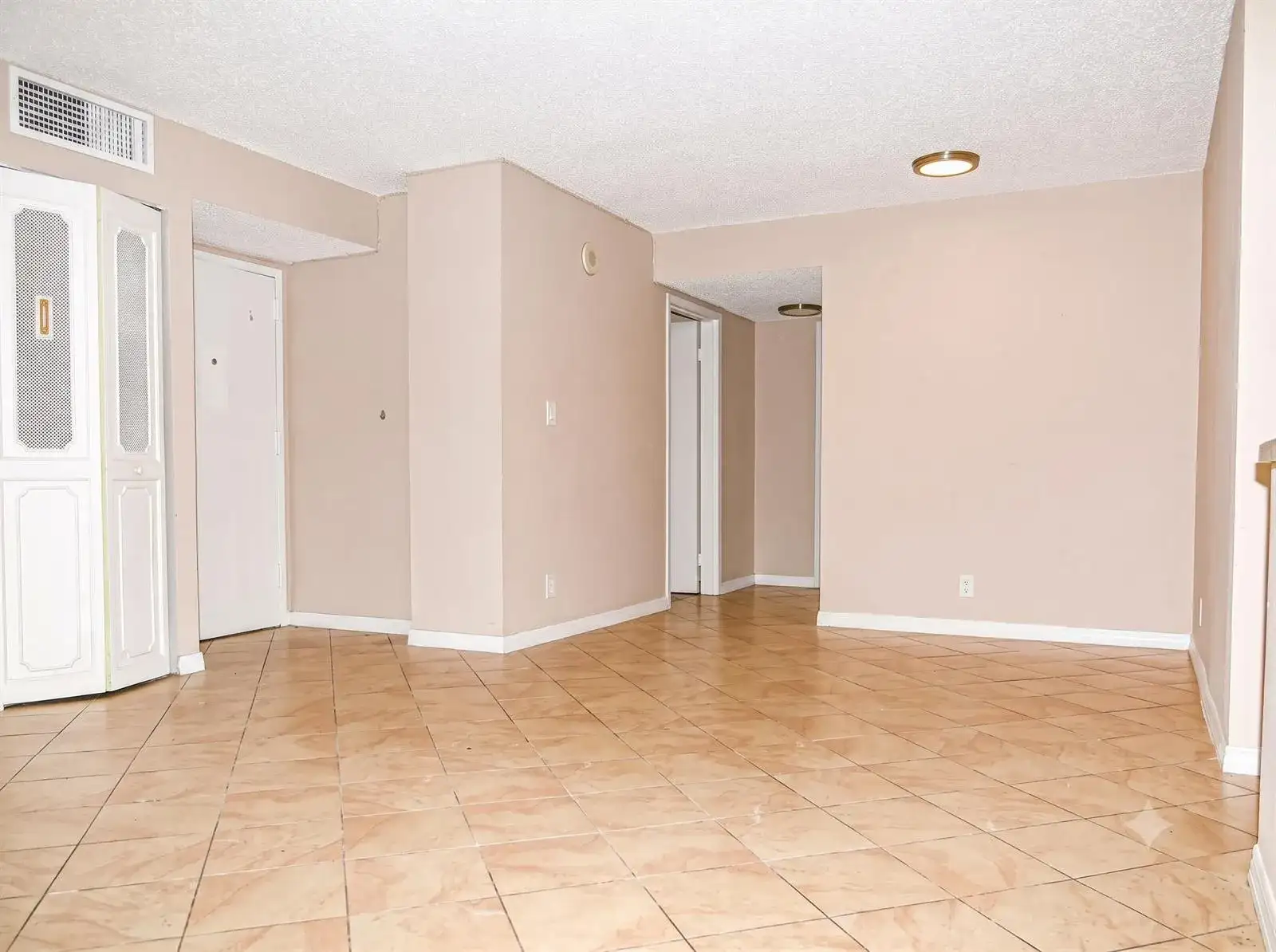 17021 N Bay Road # 529, Sunny Isles Beach FL 33160 photo 5