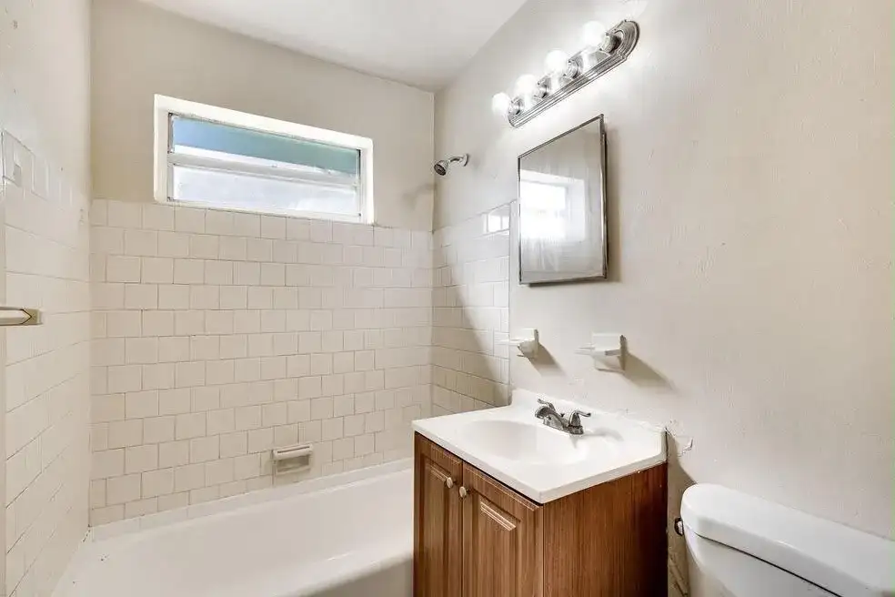 1501 NW 24th Avenue, Fort Lauderdale FL 33311 photo 4