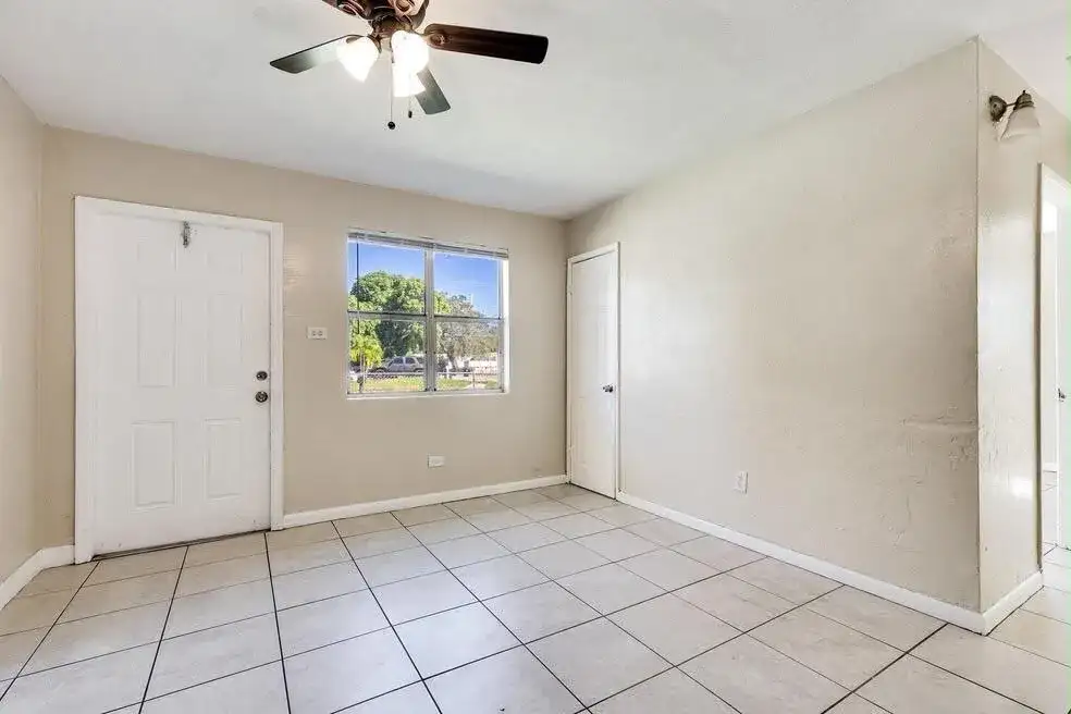 1501 NW 24th Avenue, Fort Lauderdale FL 33311 photo 5