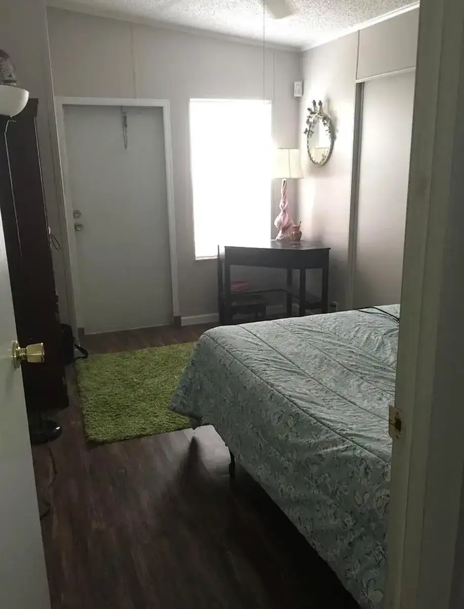 2866 Plumosa Lane, West Palm Beach FL 33403 photo 4