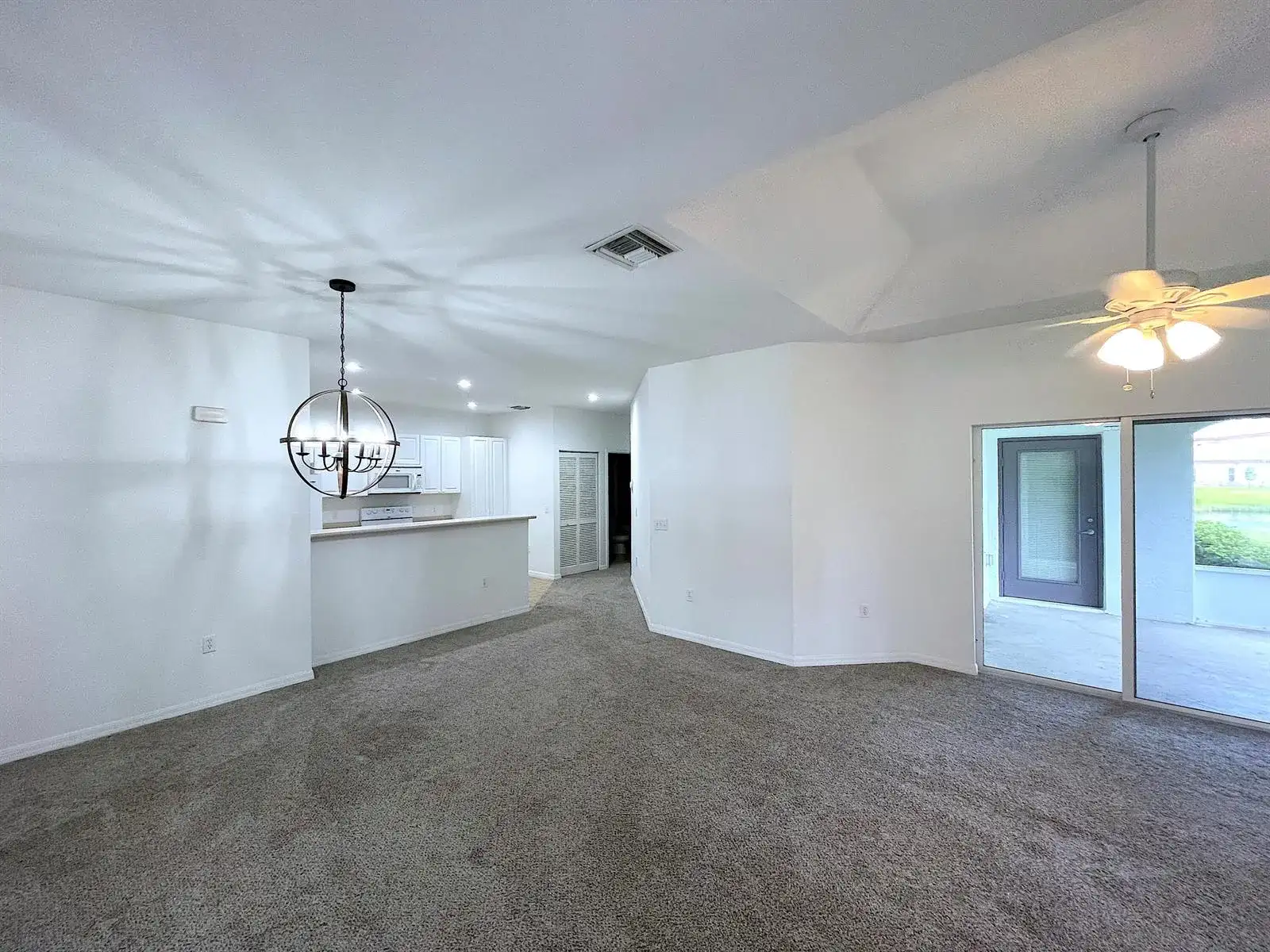 1771 Lakefront Boulevard, Fort Pierce FL 34982 photo 2