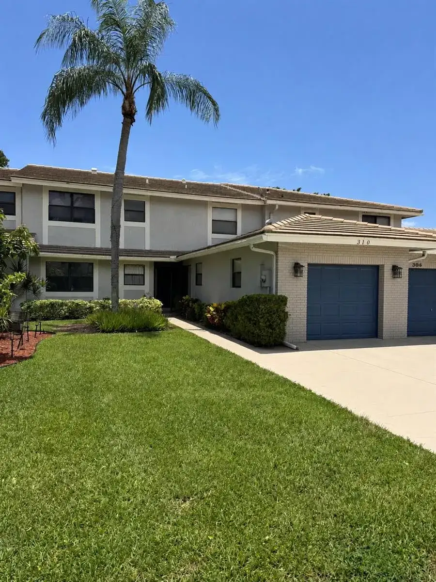 310 Deer Creek Lakeside Way, Deerfield Beach FL 33442 photo 3
