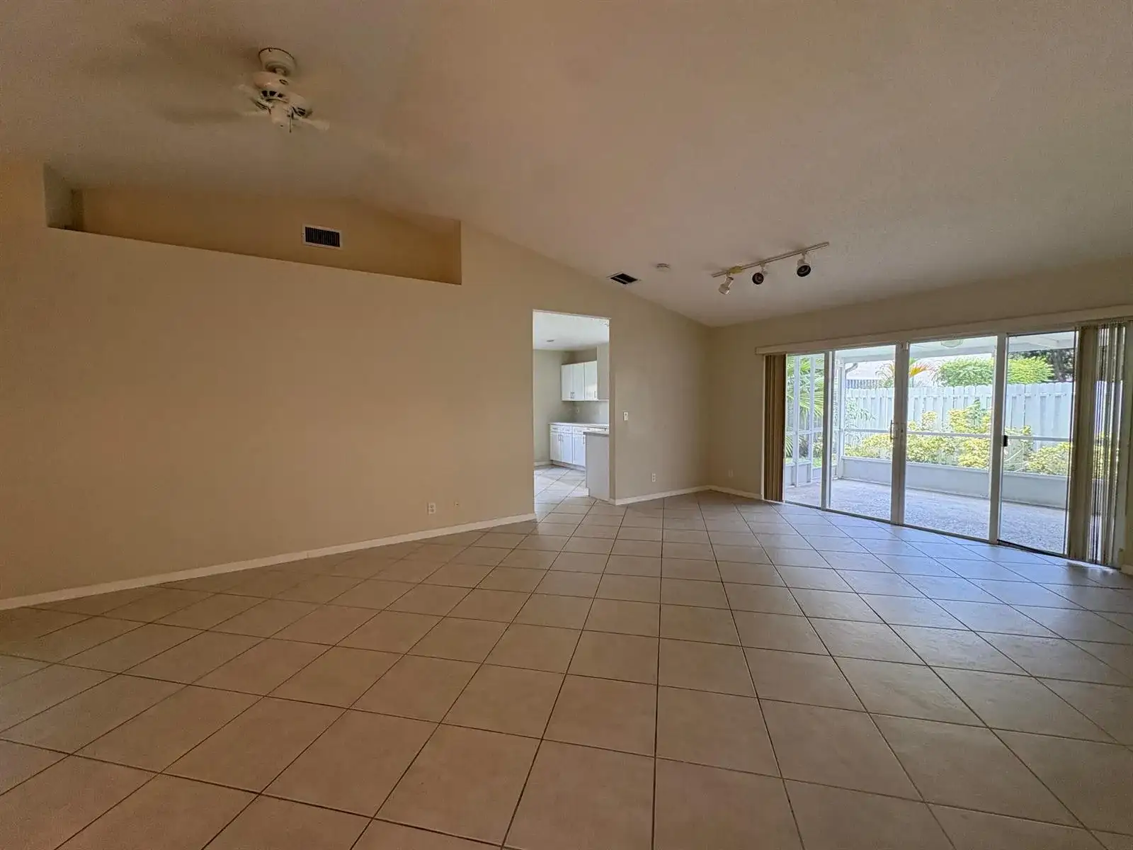 3572 Sahara Springs Boulevard, Pompano Beach FL 33069 photo 5
