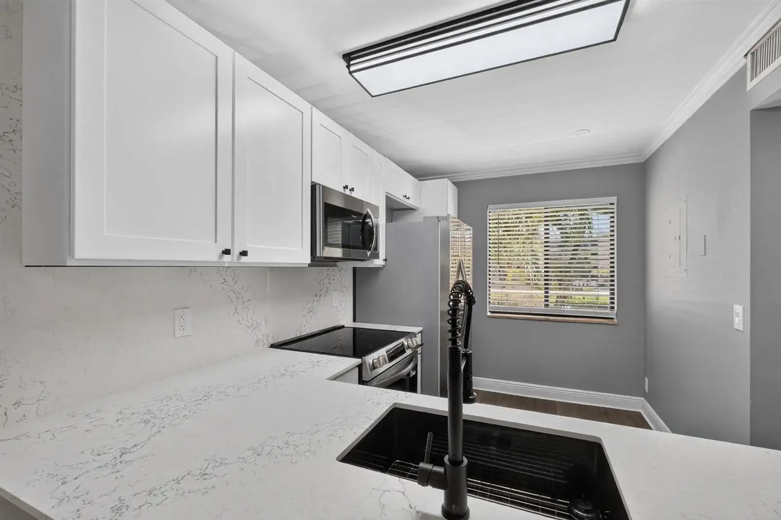 6935 Huntington Lane # 207, Delray Beach FL 33446 photo 3
