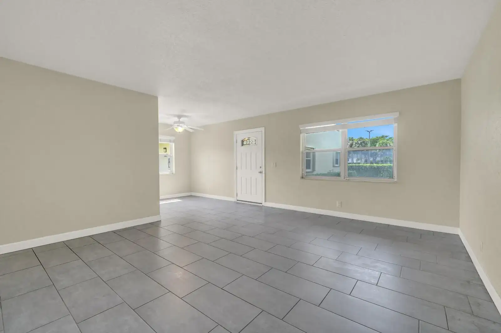 742 Normandy P, Delray Beach FL 33484 photo 4