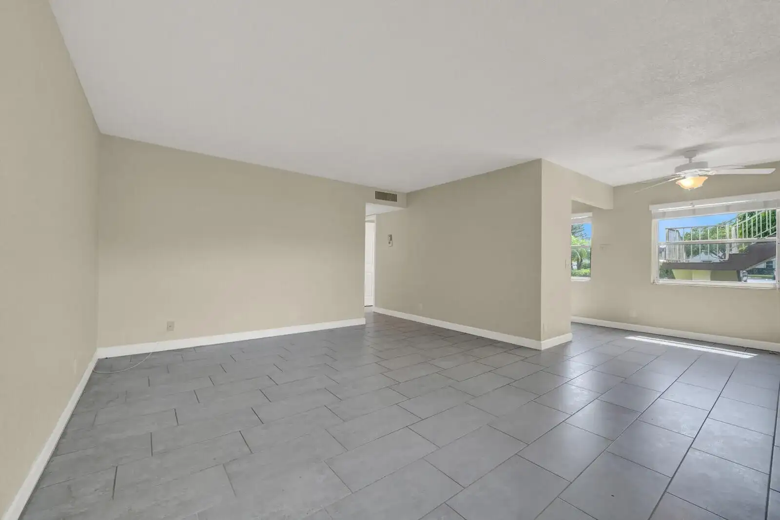 742 Normandy P, Delray Beach FL 33484 photo 5