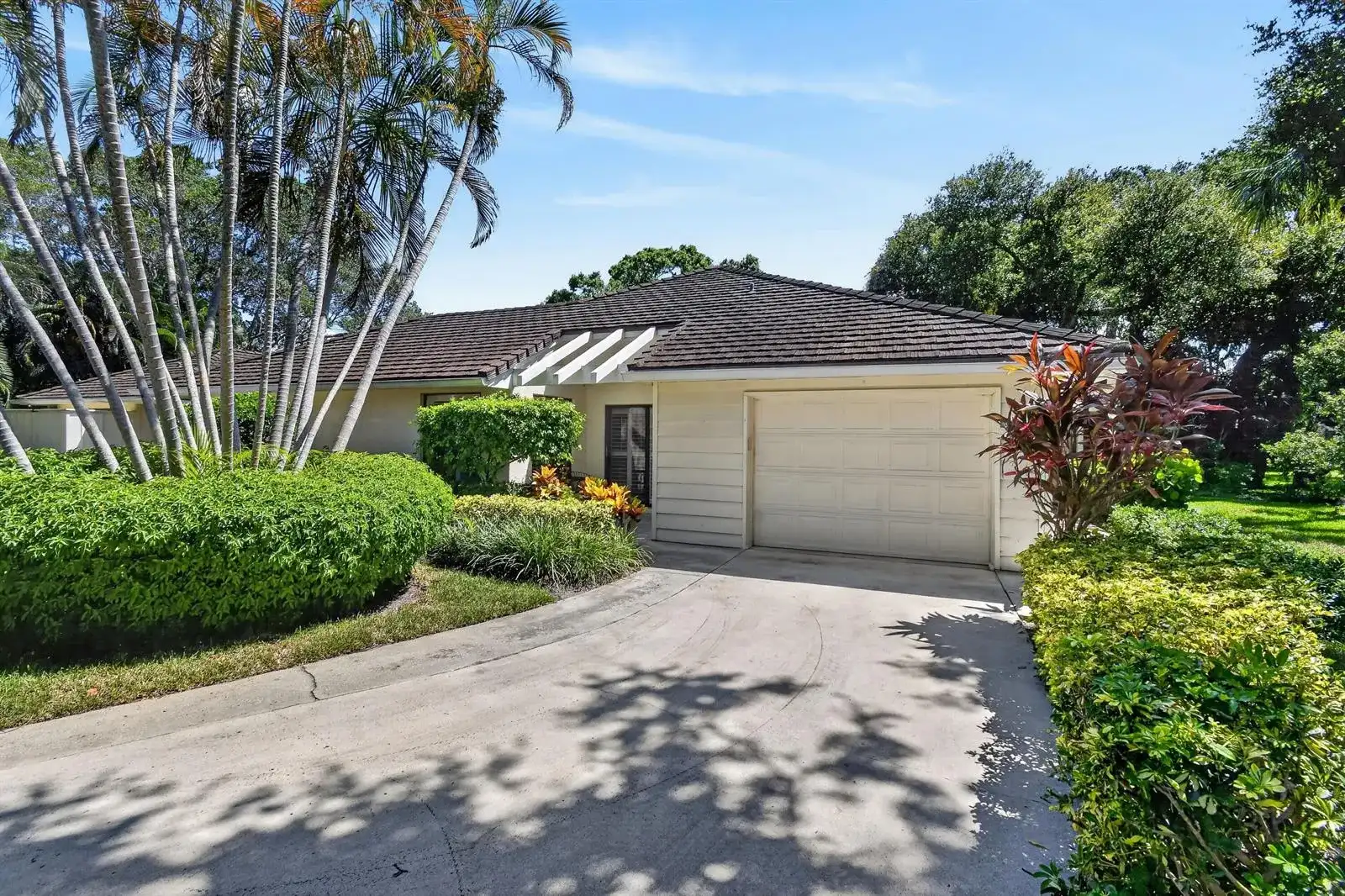 11453 SHADY OAKS Lane, North Palm Beach FL 33408