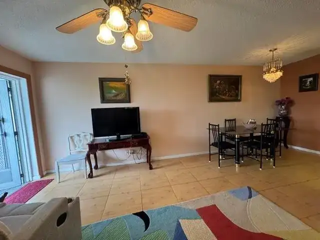 39 DORCHESTER B # 39, West Palm Beach FL 33417 photo 2