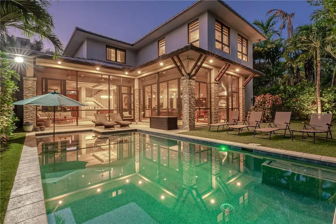404 NE 13th Avenue, Fort Lauderdale FL 33301