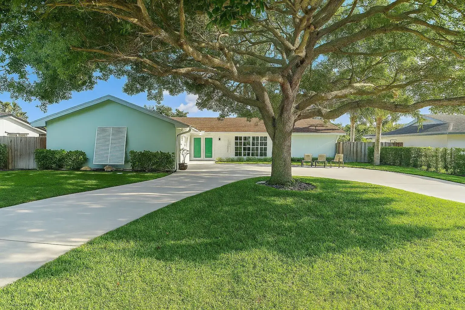 4193 HYACINTH Circle N, Palm Beach Gardens FL 33410