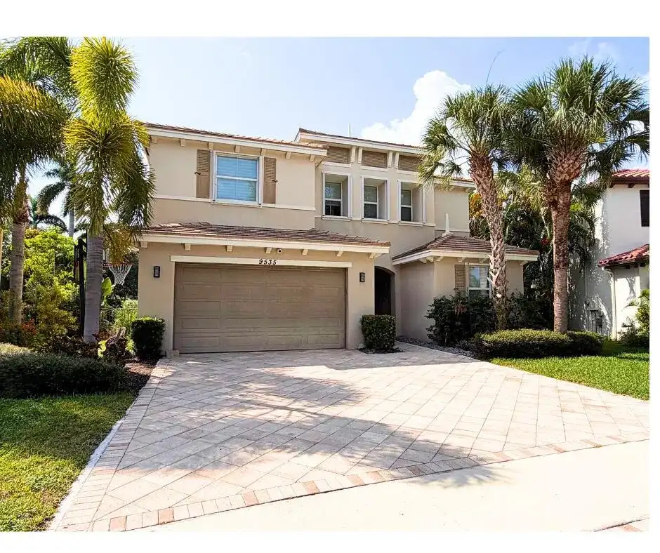 9535 PHIPPS Lane, Wellington FL 33414