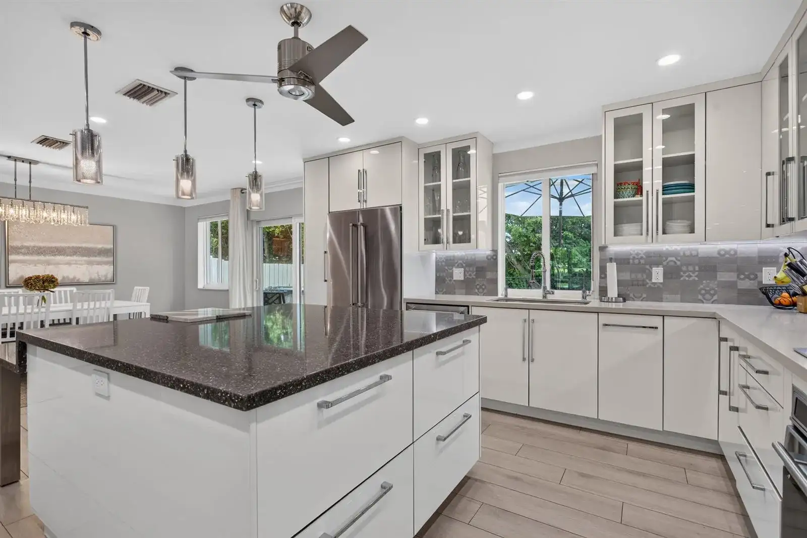 1270 SE 14th Court, Deerfield Beach FL 33441 photo 4