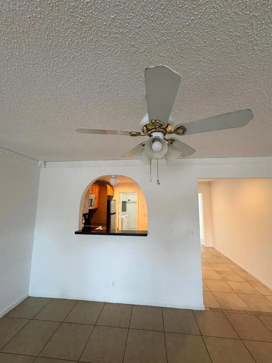 3801 Van Cott Circle, West Palm Beach FL 33403 photo 5