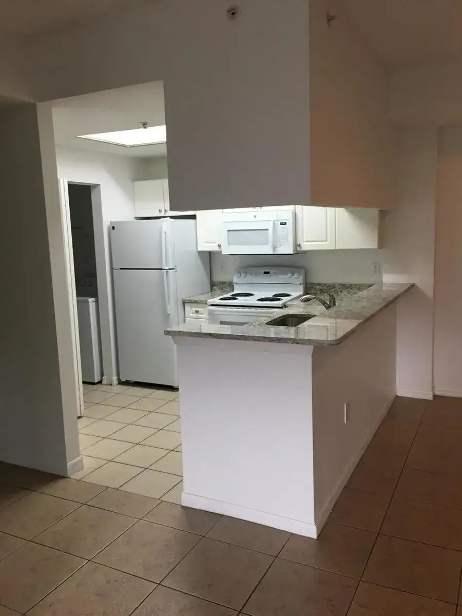 2801 SARENTO Place # 302, Palm Beach Gardens FL 33410 photo 2