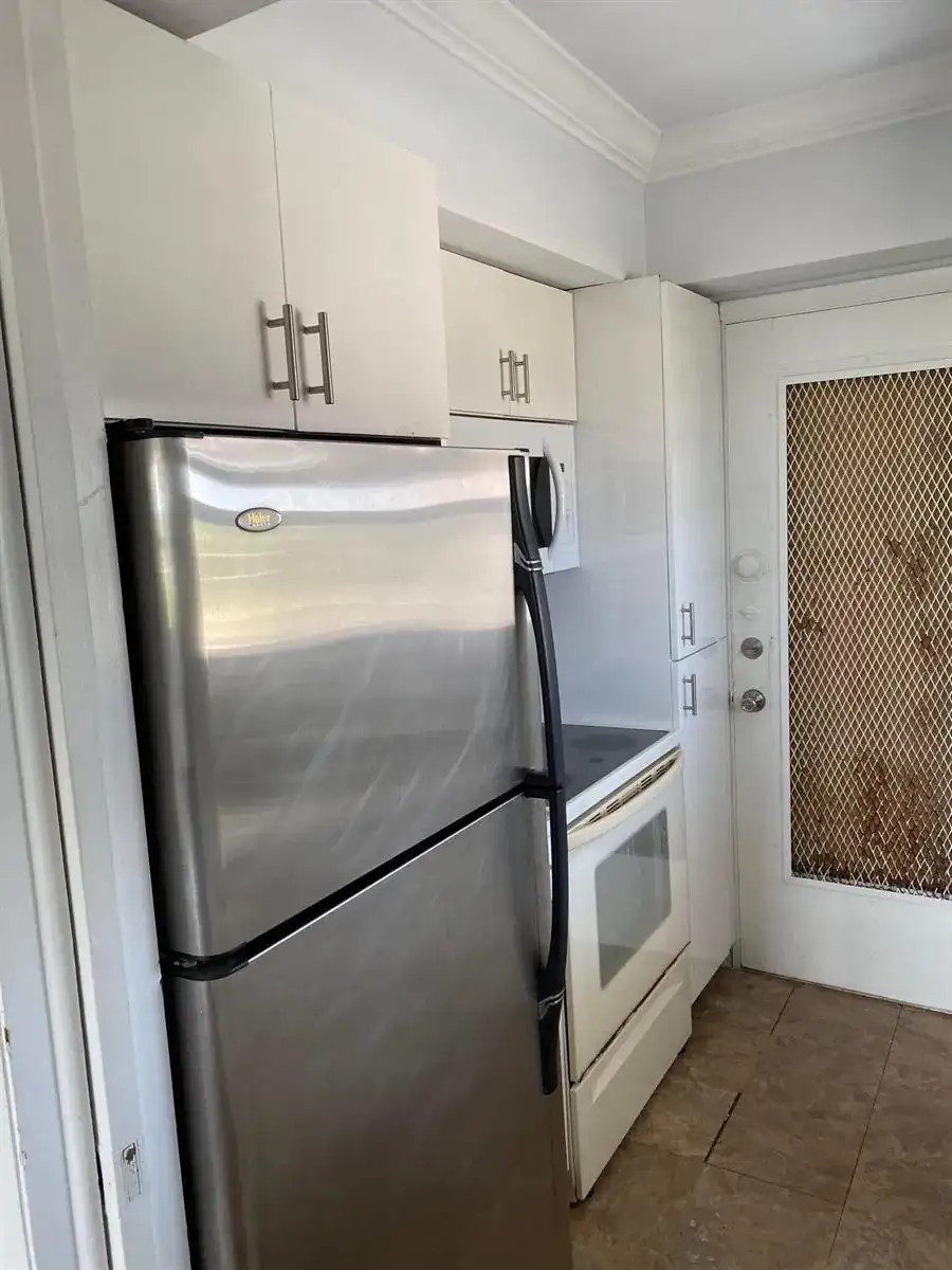 1450 E SAMPLE Road # 302, Pompano Beach FL 33064 photo 2