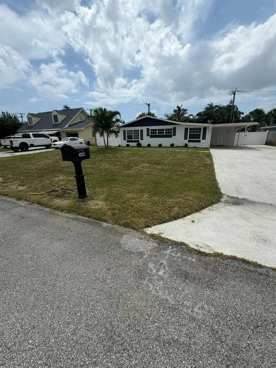 364 Garden Boulevard, Palm Beach Gardens FL 33410