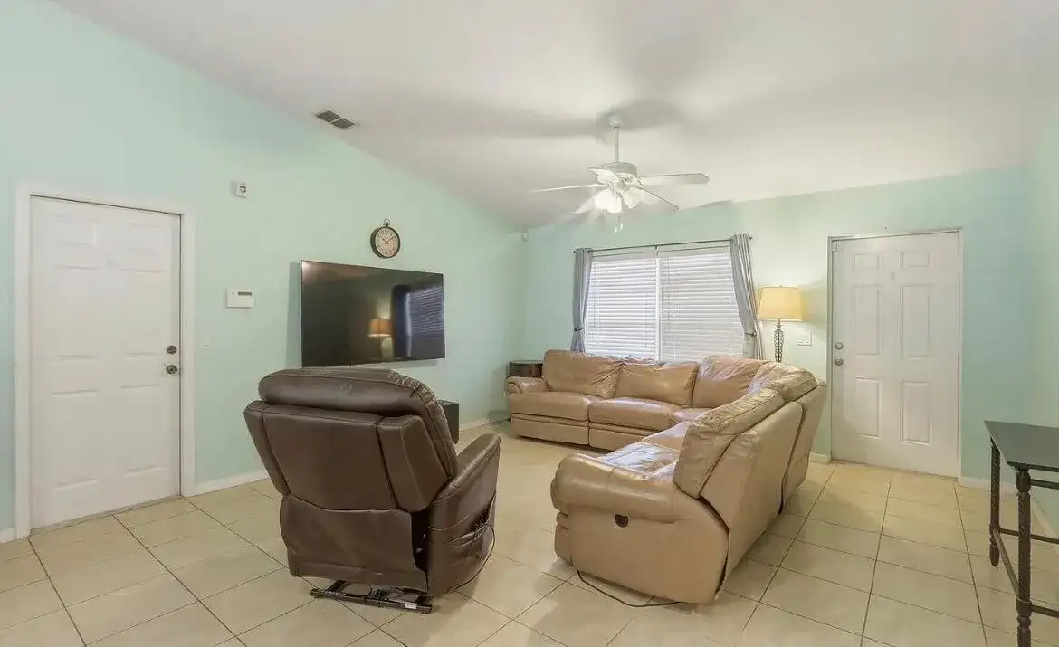 726 SW BOND Road, Port St. Lucie FL 34953 photo 4