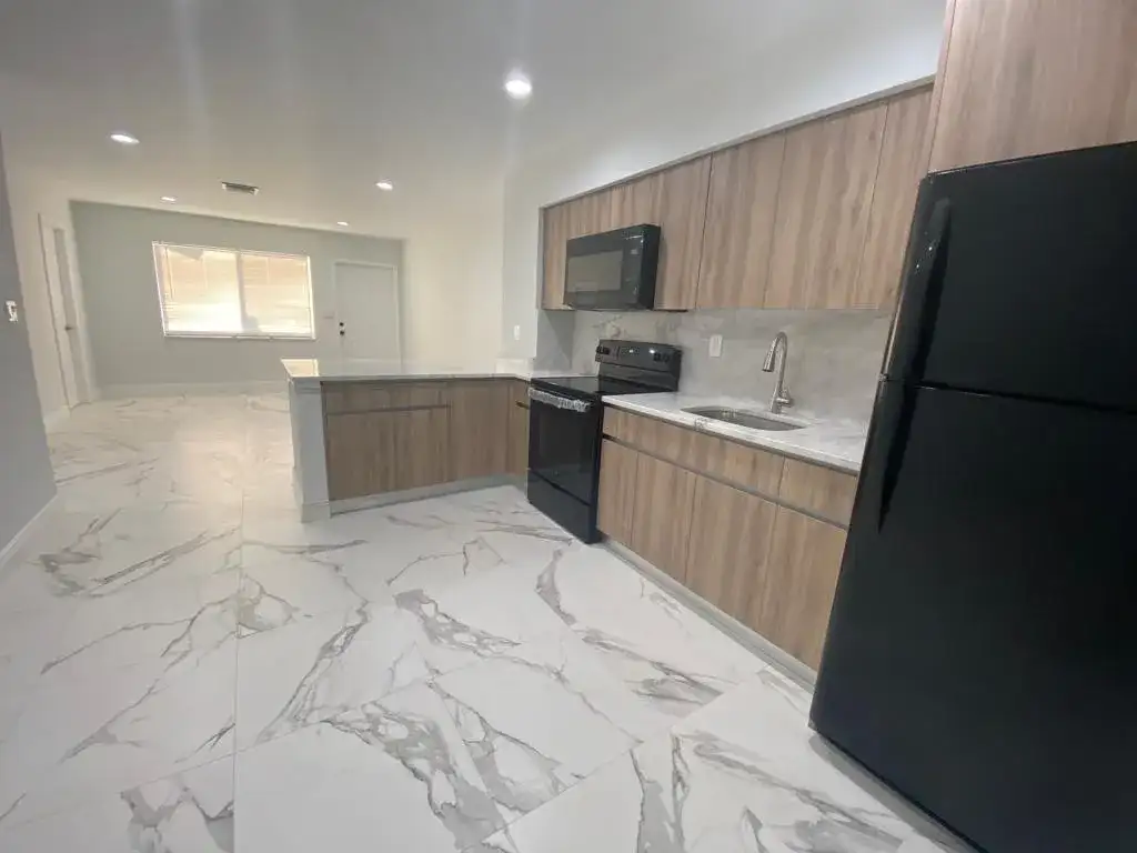 2846 N North Dixie Highway, Boca Raton FL 33431 photo 3