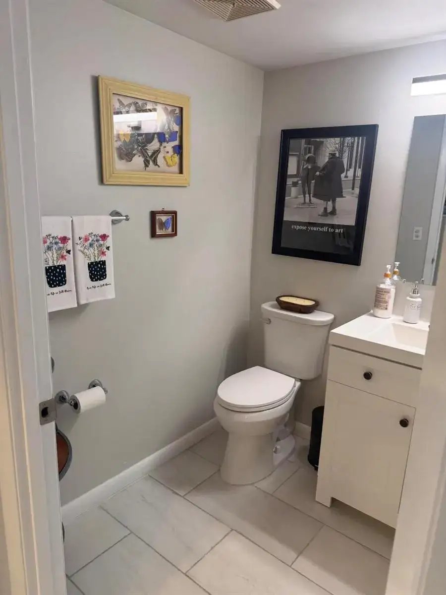 112 Lake Constance Drive, West Palm Beach FL 33411 photo 2