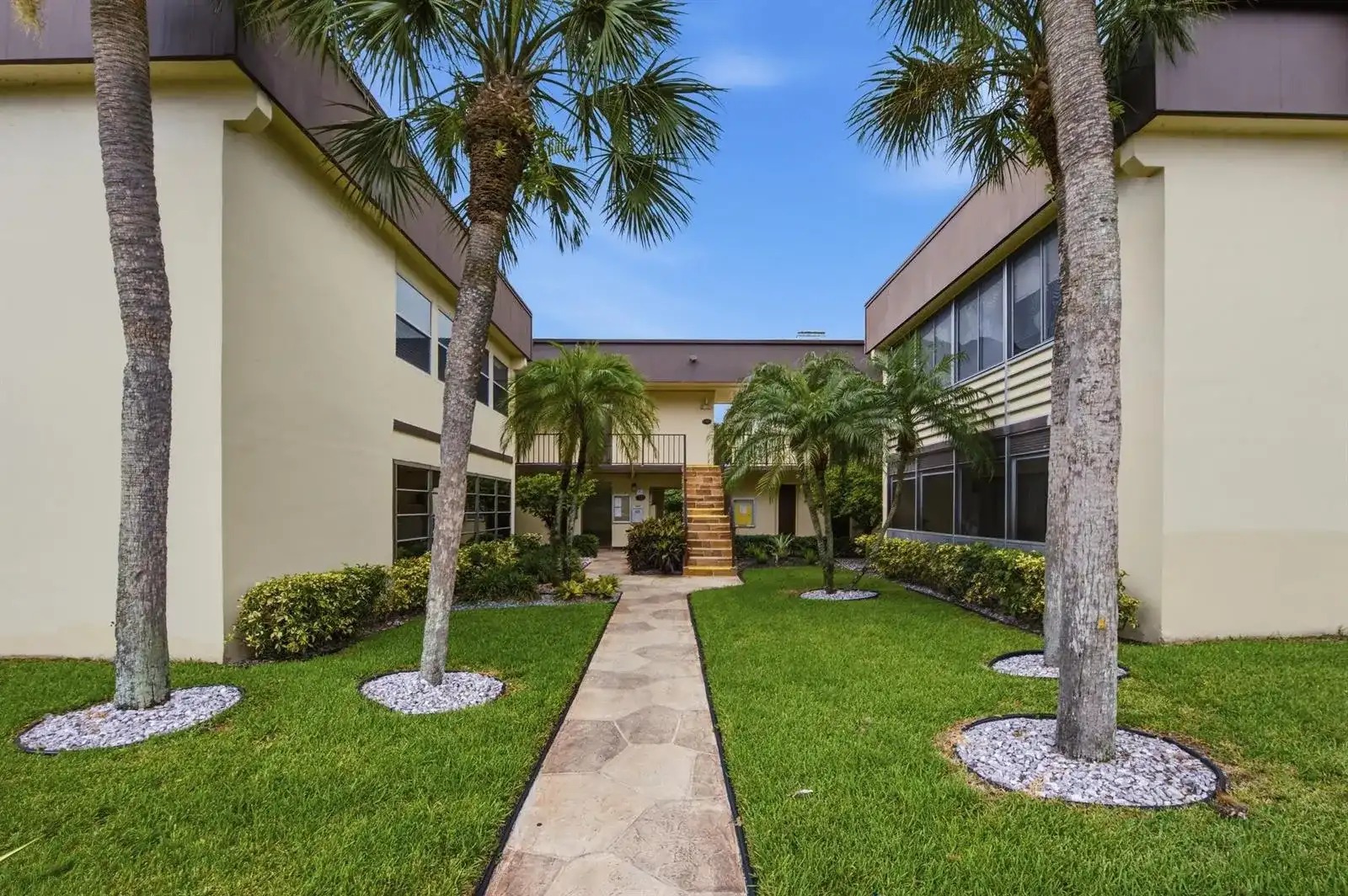 226 Capri E, Delray Beach FL 33484