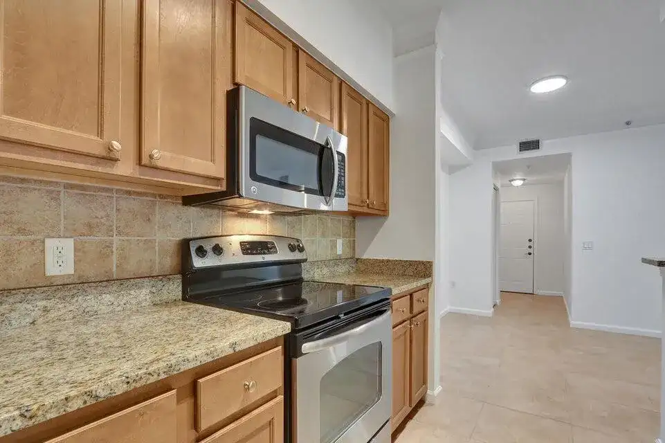 7101 MYRTLEWOOD Circle W, Palm Beach Gardens FL 33418 photo 5