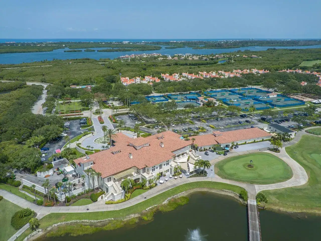 2229 Falls Circle, Vero Beach FL 32967 photo 4