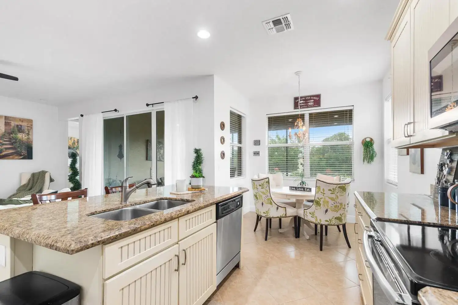 12170 SW Bennington Circle, Port St. Lucie FL 34987 photo 5
