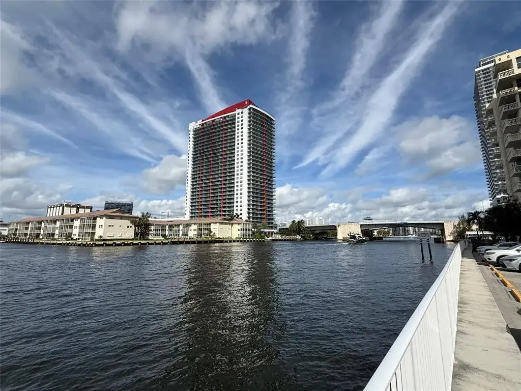1833 S OCEAN Drive # 808, Hallandale Beach FL 33009