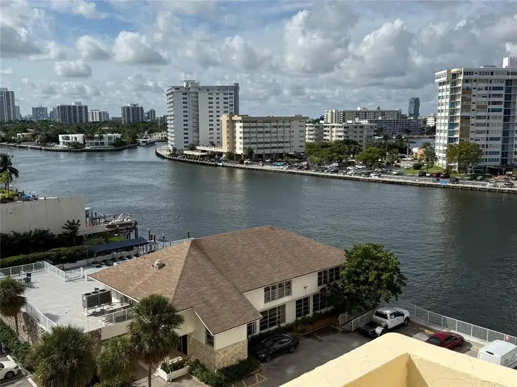 1833 S OCEAN Drive # 808, Hallandale Beach FL 33009 photo 3