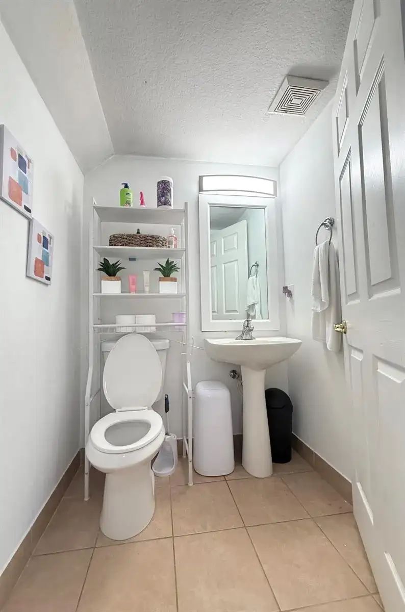 2920 HIDDEN HILLS Road # 1304, West Palm Beach FL 33411 photo 4