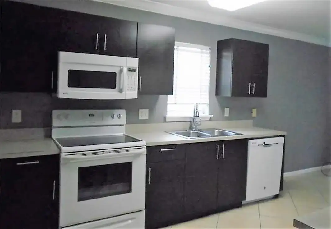 11290 SW 20TH Street, Miramar FL 33025 photo 3