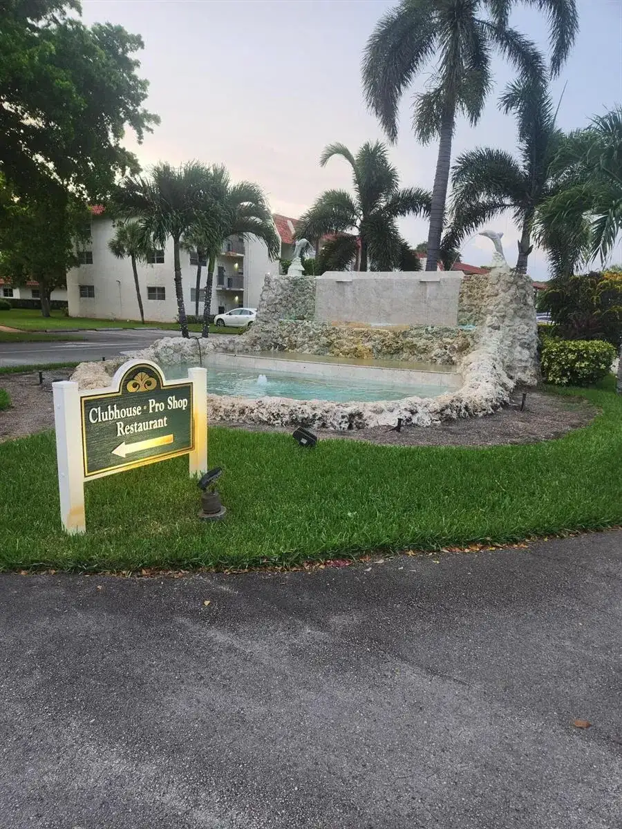 811 S Hollybrook Drive S # 206, Pembroke Pines FL 33025 photo 3