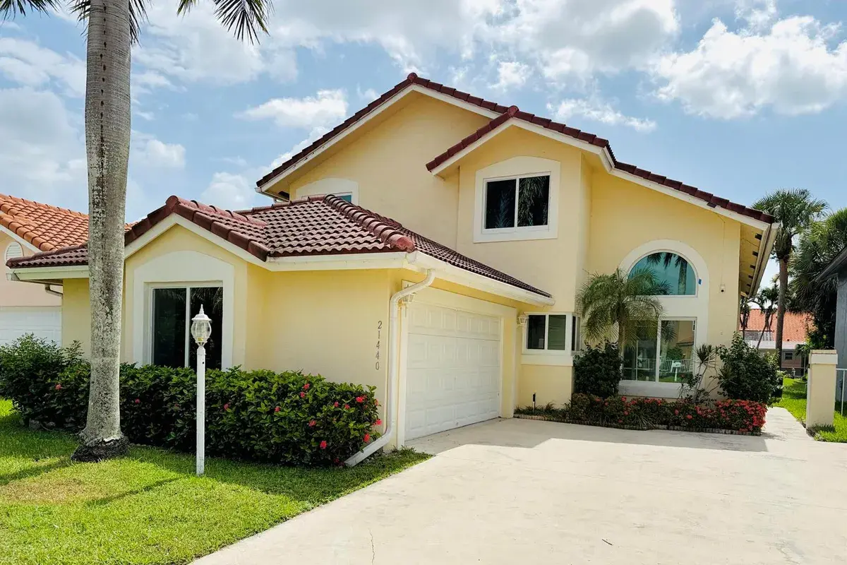 21440 Millbrook Court, Boca Raton FL 33498