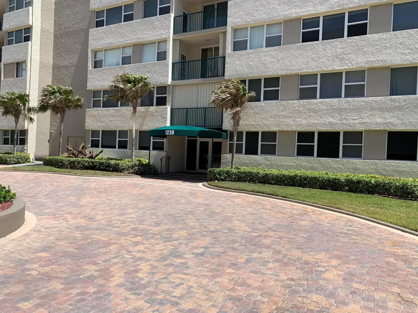 1237 S HILLSBORO MILE N # 601, Hillsboro Beach FL 33062